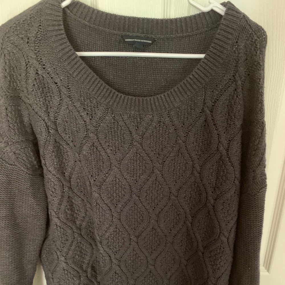 American Eagle sweater